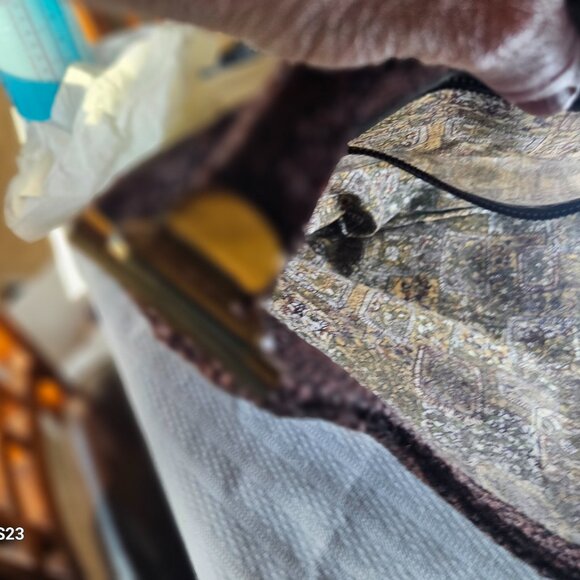 Vintage Tweed Handbag With Brass Fastener, Fantastic Condition! Looks New. - Picture 14 of 16